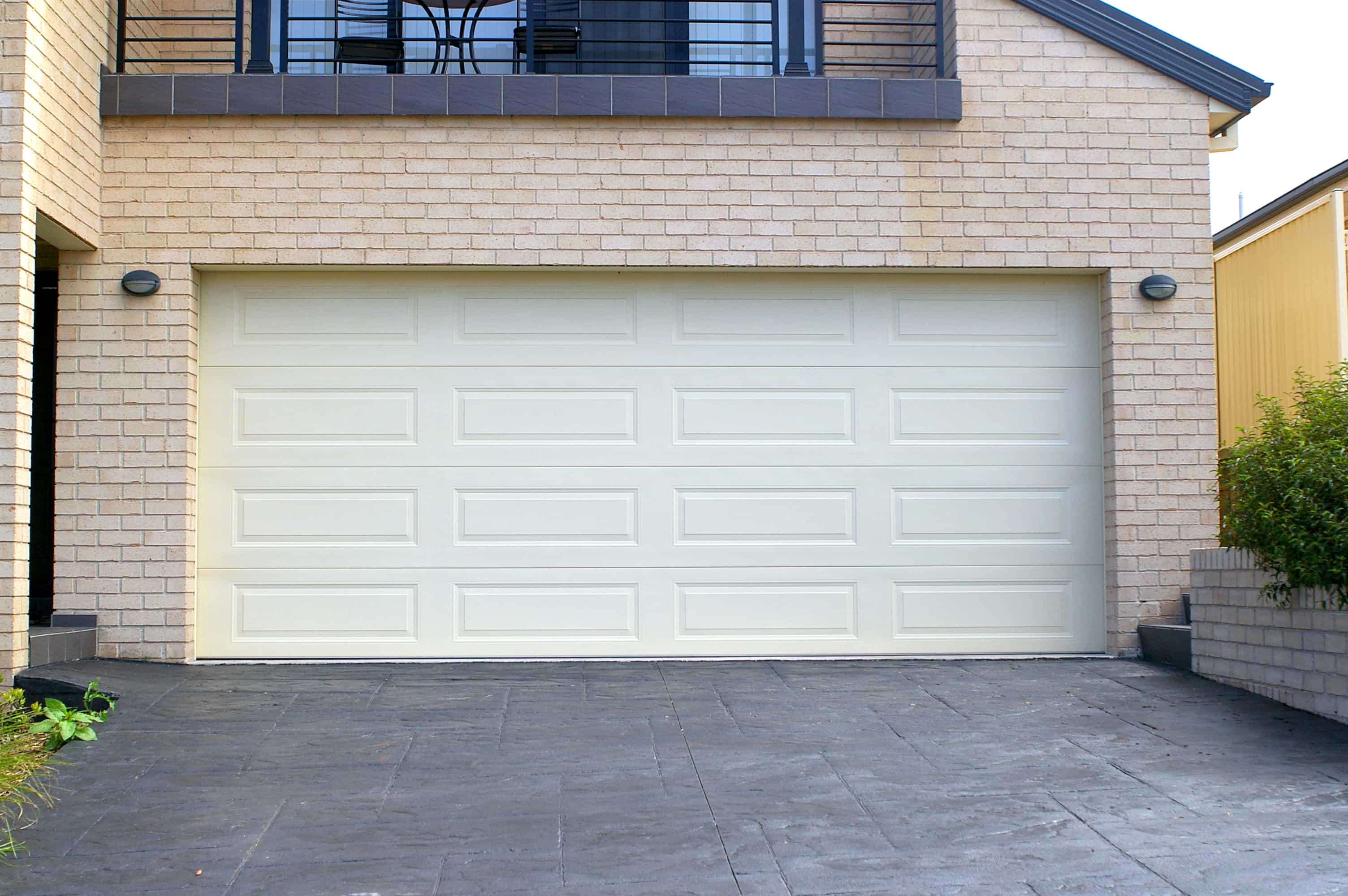 The SteelLine Sectional Garage Door Range Best Doors